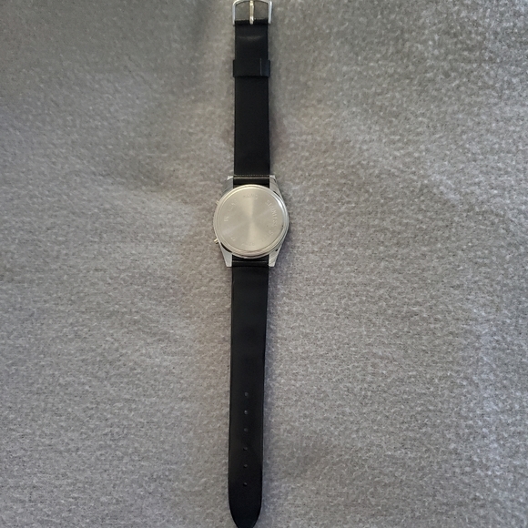 Vintage Collectible Disney Summer Magic 1985 Watch - Picture 5 of 6